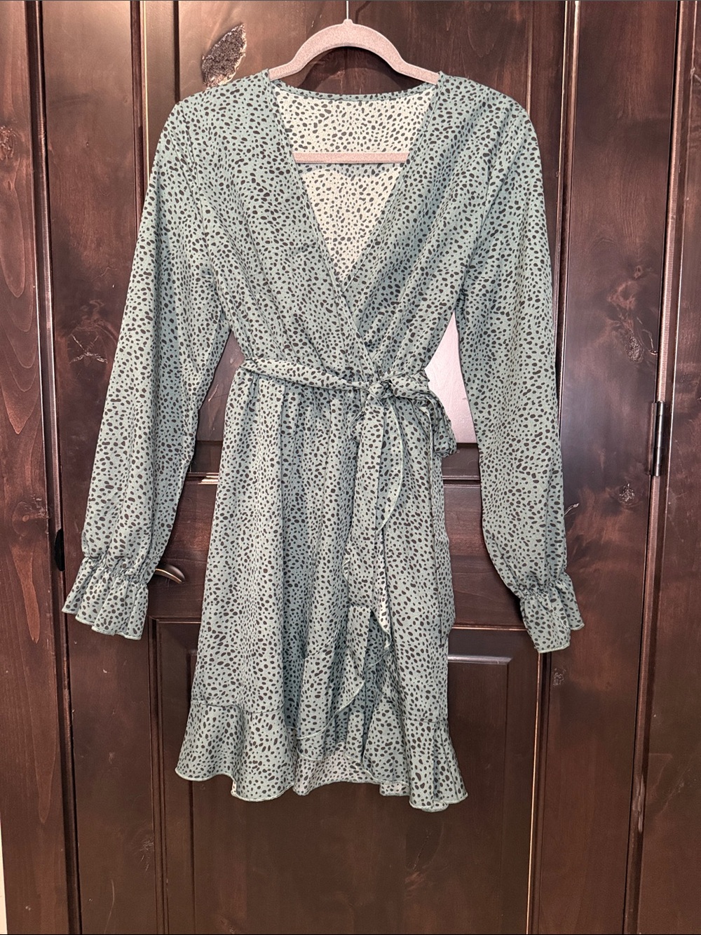 SHEIN Green Long-Sleeve Dress with Ruffle Hem